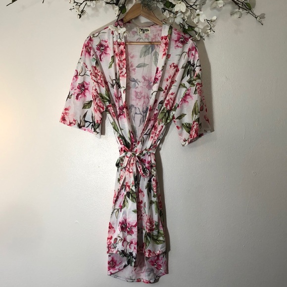 Show Me Your Mumu Brie Robe - OS - Picture 2 of 6